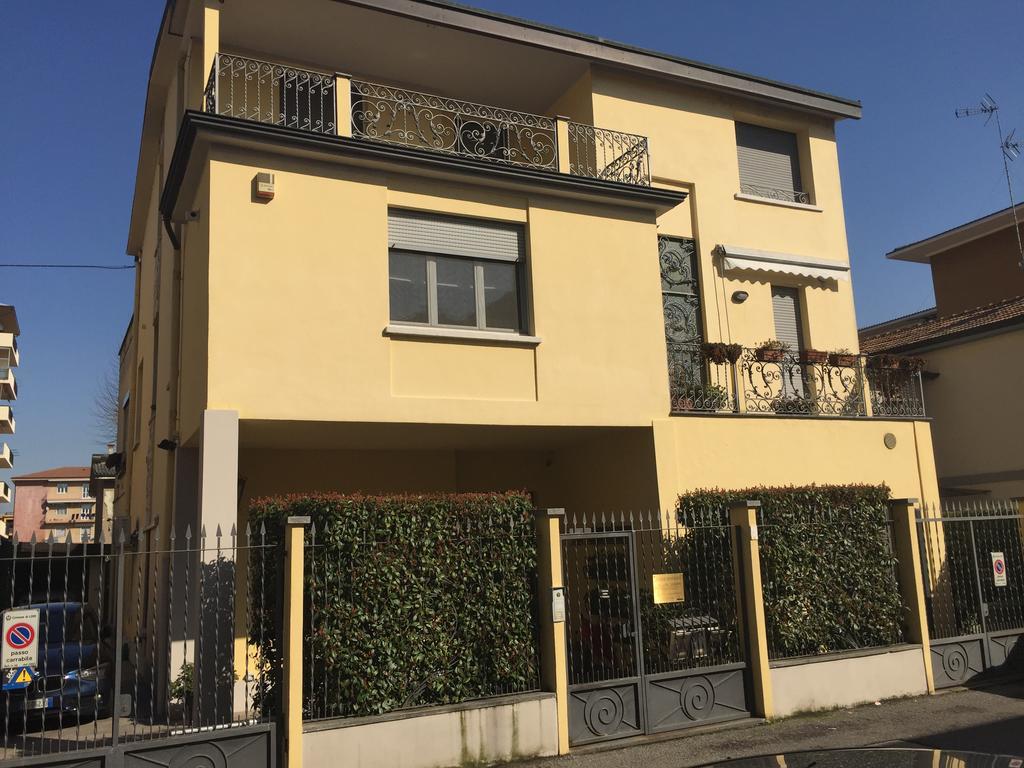 Guesthouse Flora Lodi Kültér fotó