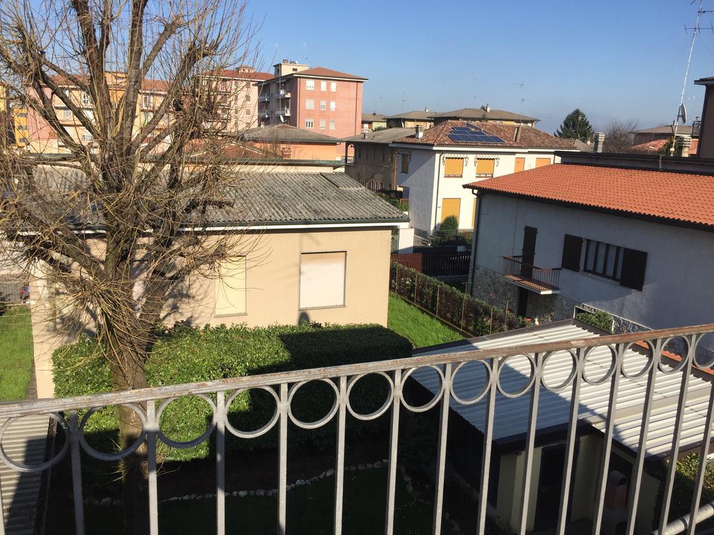 Guesthouse Flora Lodi Kültér fotó